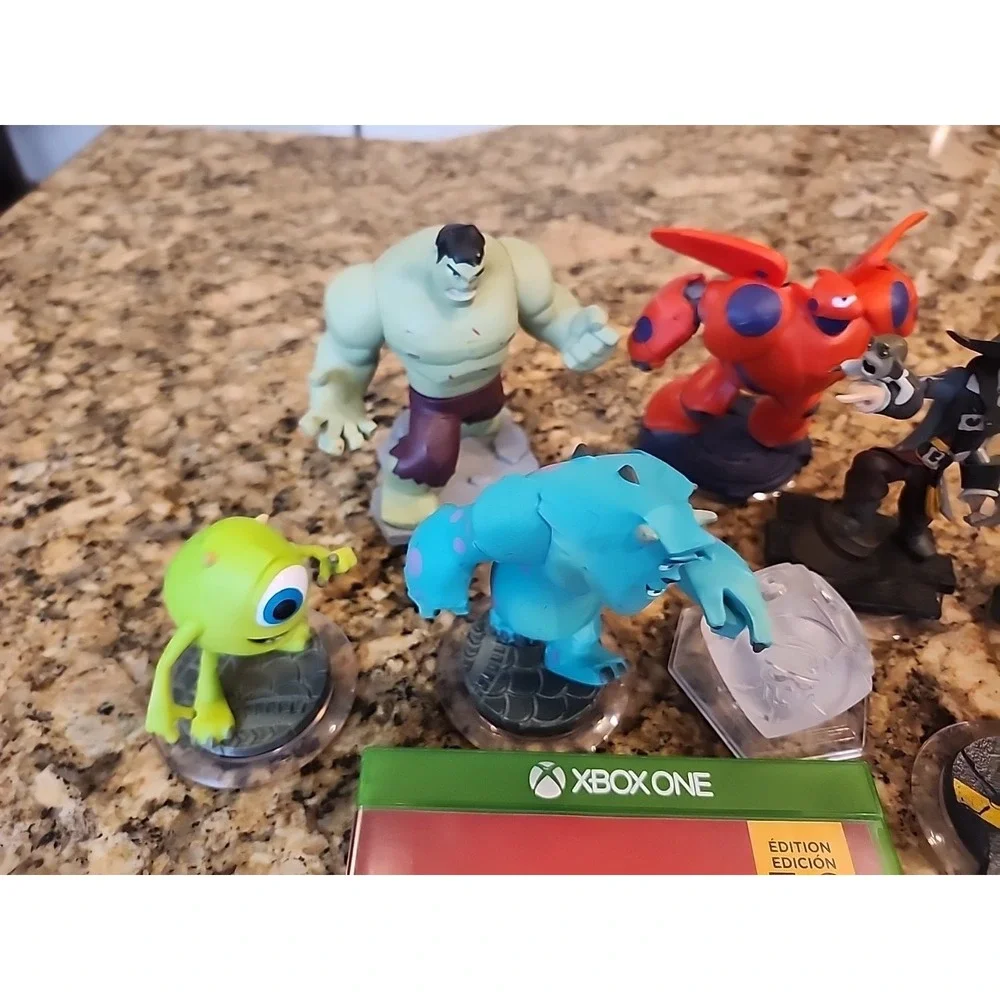 Disney Infinity Lot With Xbox One‎ 3.0 game